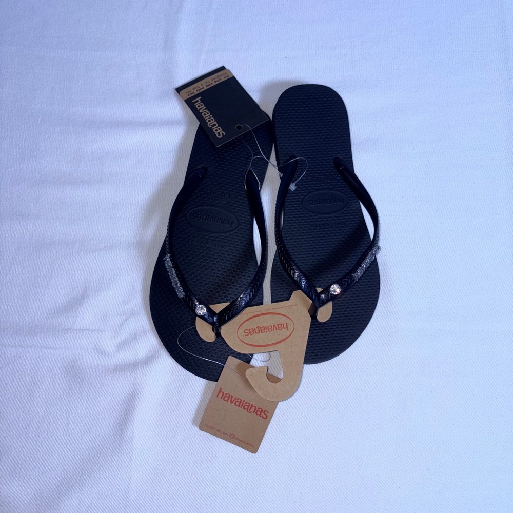 Havaianas Slim Crystal Flip Flops Size 6 Black NEW Swarovski Logo Sandals